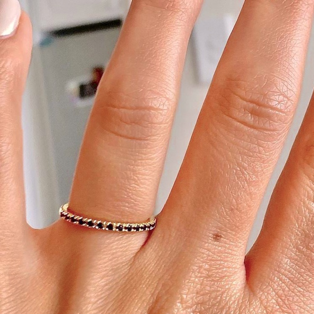 ✨ 18K Gold filled stainless steel ring size 6 (52)
16 mm
⭐️ - Picture 1 of 6